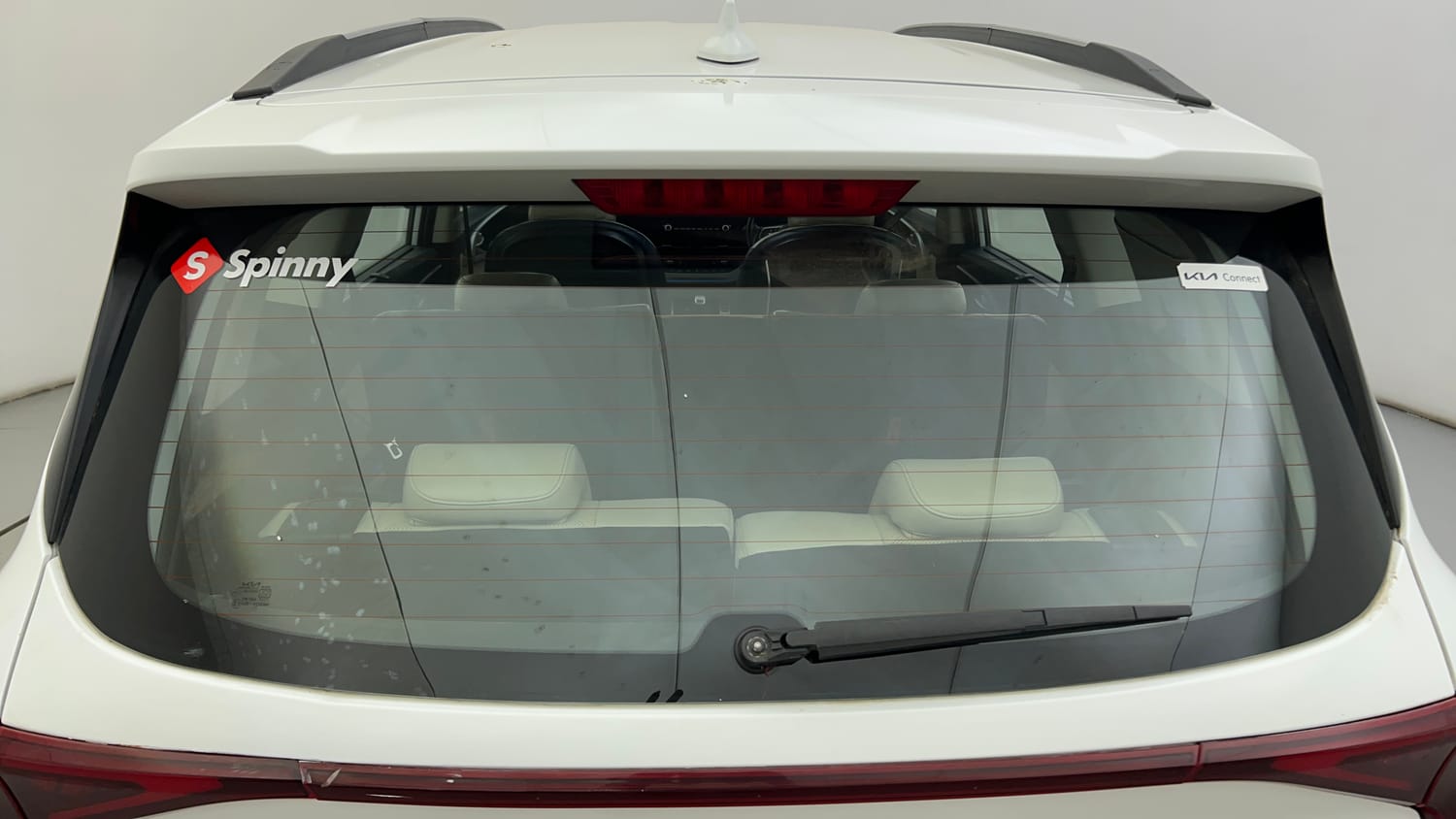 Used 2022 Kia Carens Luxury Plus 1.4 Petrol 7 STR Petrol Manual exterior BACK WINDSHIELD VIEW