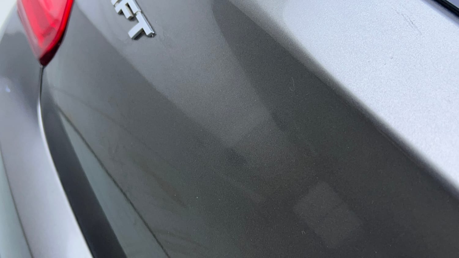 Used 2022 Maruti Suzuki Swift VXi Petrol Manual dents MINOR SCRATCH