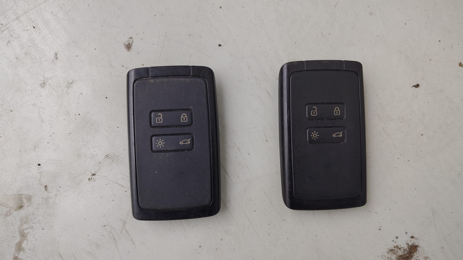 Used 2021 Renault Kiger RXZ Turbo CVT Dual Tone Petrol Automatic extra CAR KEY VIEW