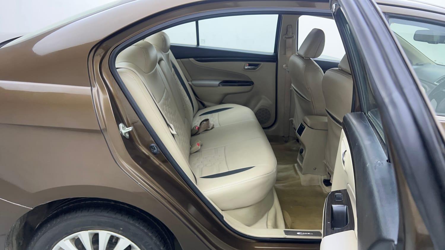 Used 2017 Maruti Suzuki Ciaz ZDi SHVS Diesel Manual interior RIGHT SIDE REAR DOOR CABIN VIEW