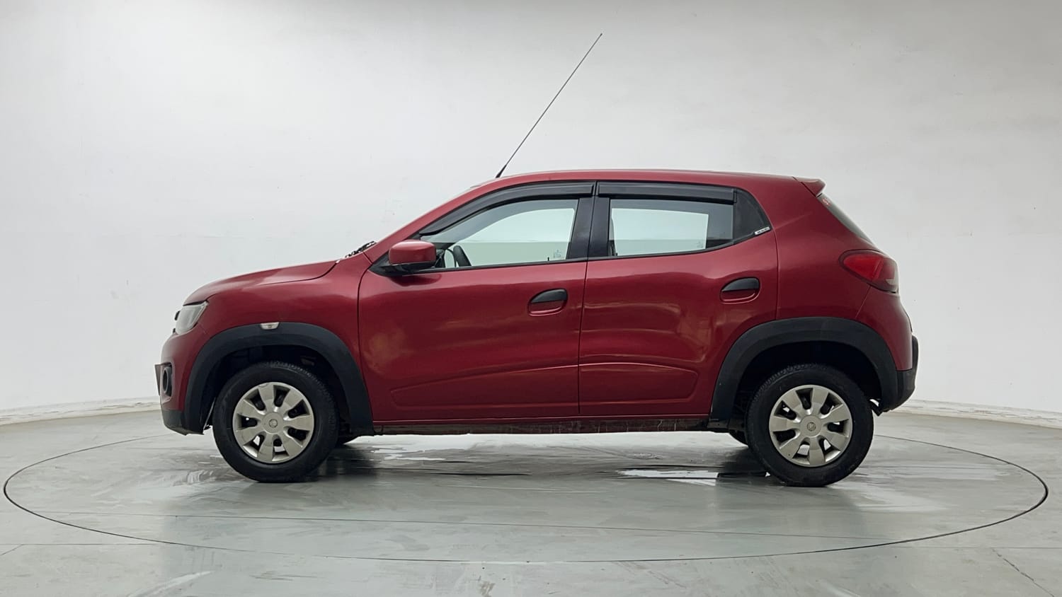 Used 2018 Renault Kwid 1.0 Marvel Iron Man Edition AMT Petrol Automatic exterior LEFT SIDE VIEW