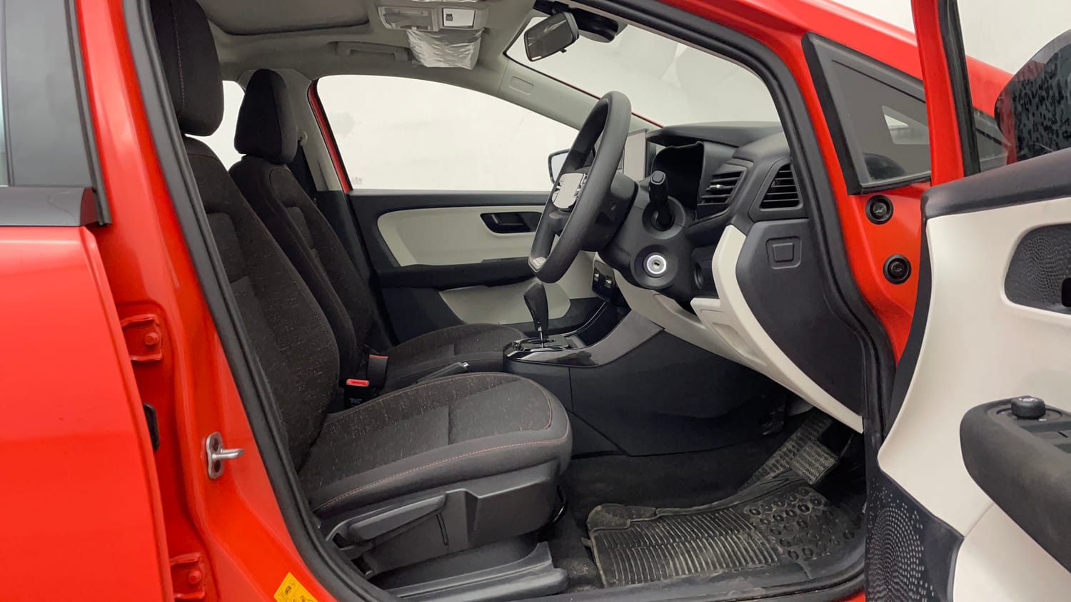Used 2025 Tata Altroz Pure S Petrol 5AMT Petrol Automatic interior RIGHT SIDE FRONT DOOR CABIN VIEW
