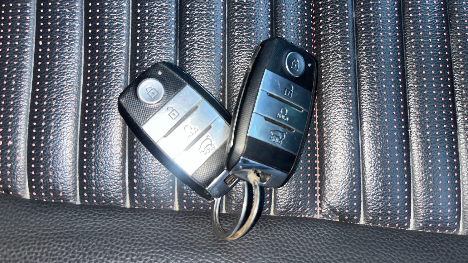 Used 2021 Kia Sonet GTX Plus 1.0 DCT Petrol Automatic extra CAR KEY VIEW