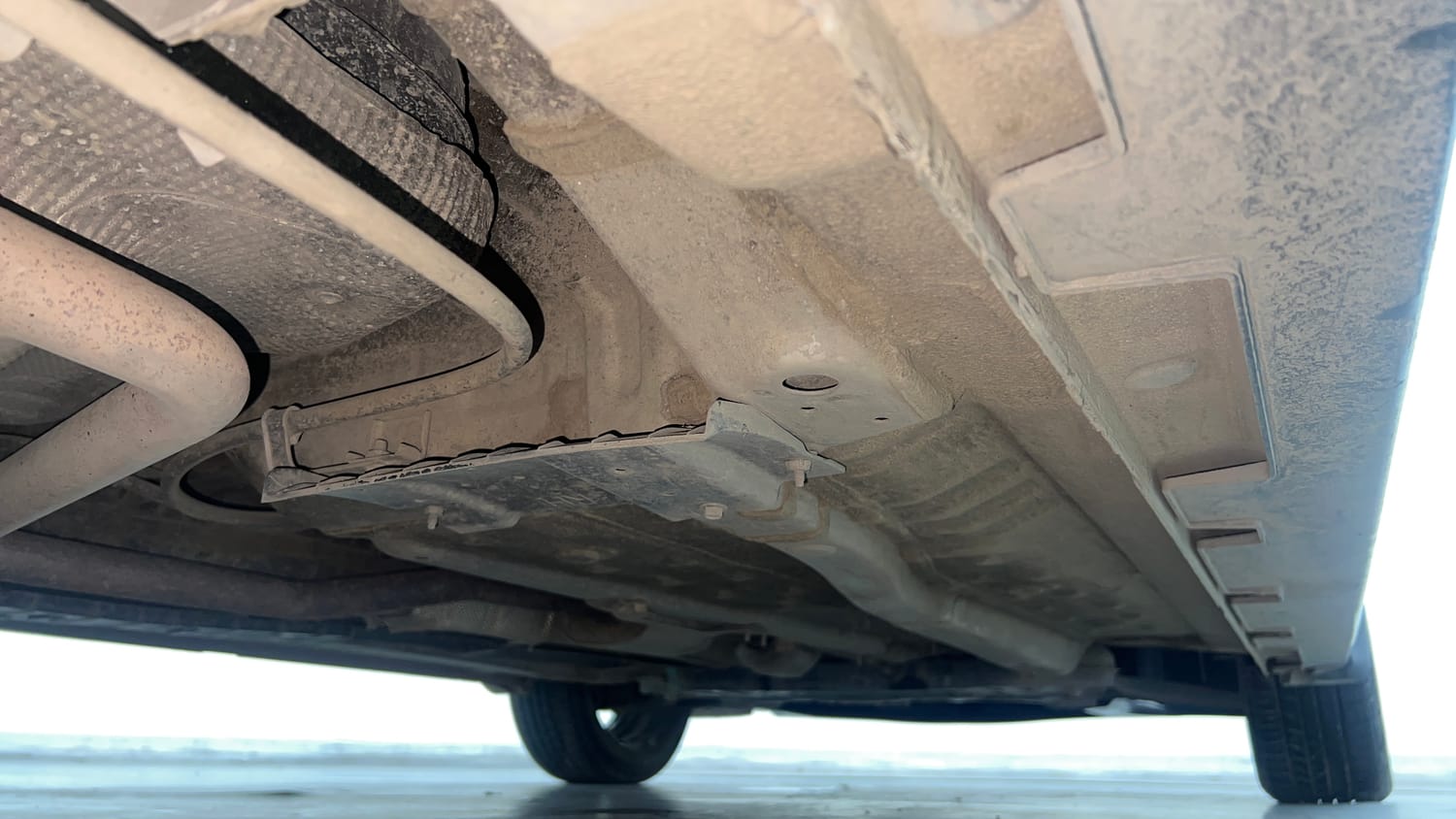 Used 2024 Hyundai i20 Sportz 1.2 MT Petrol Manual extra REAR RIGHT UNDERBODY VIEW