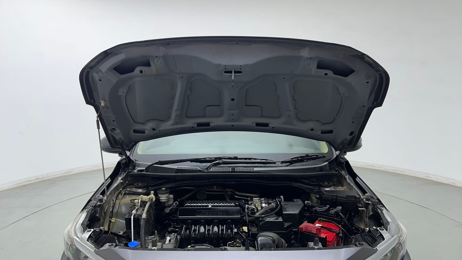 Used 2019 Honda Amaze 1.2 V CVT Petrol Petrol Automatic engine ENGINE & BONNET OPEN FRONT VIEW