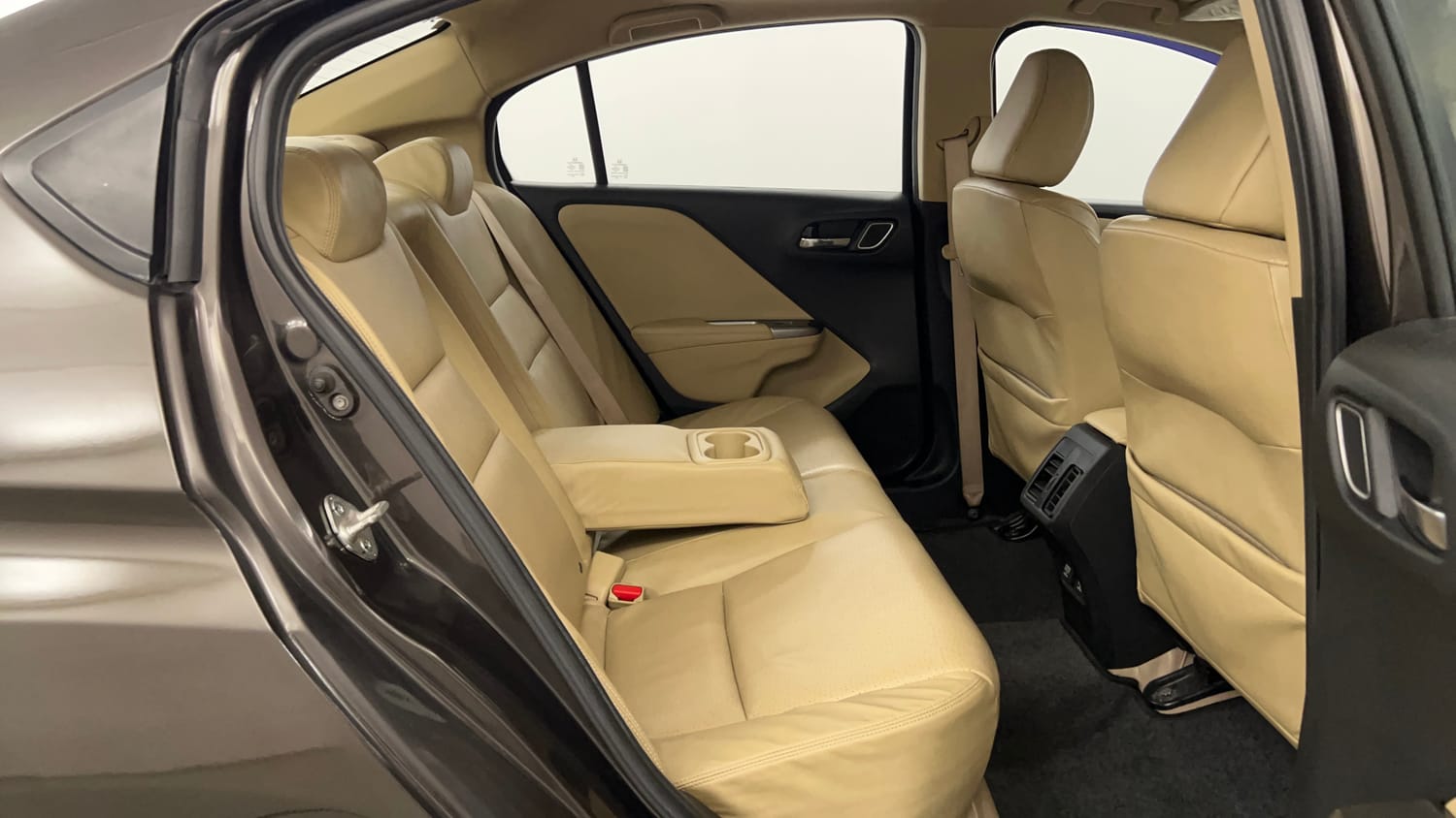 Used 2018 Honda City VX Petrol Petrol Manual interior RIGHT SIDE REAR DOOR CABIN VIEW