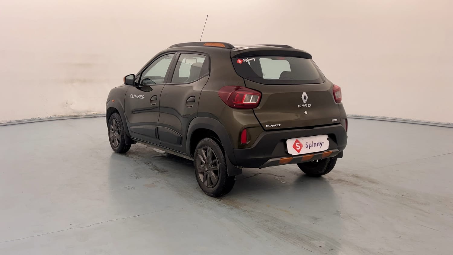 Used 2021 Renault Kwid CLIMBER 1.0 AMT Opt Petrol Automatic exterior LEFT REAR CORNER VIEW