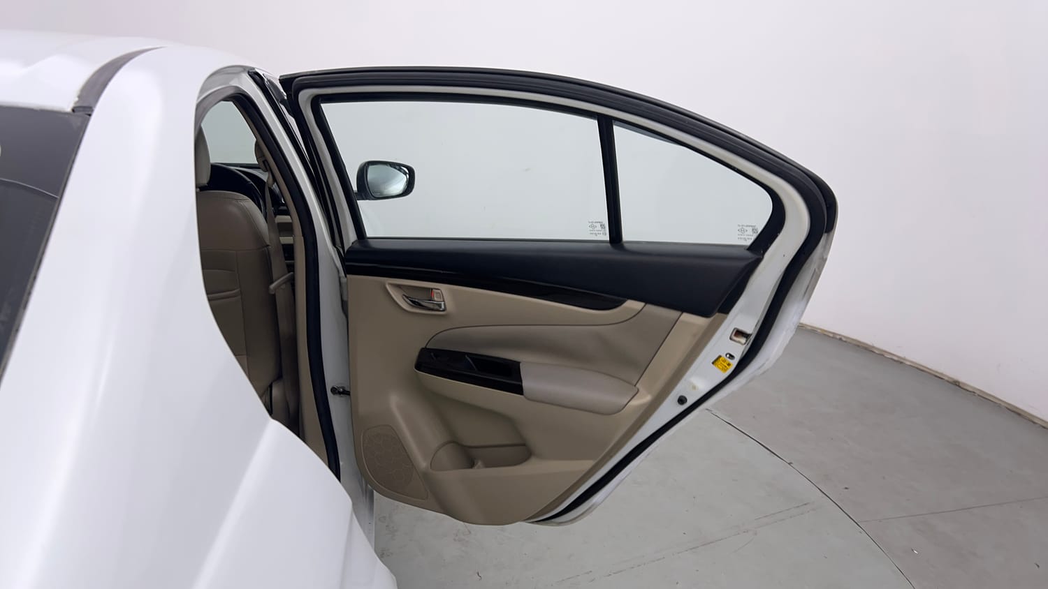 Used 2015 Maruti Suzuki Ciaz ZDi+ SHVS Diesel Manual interior RIGHT REAR DOOR OPEN VIEW