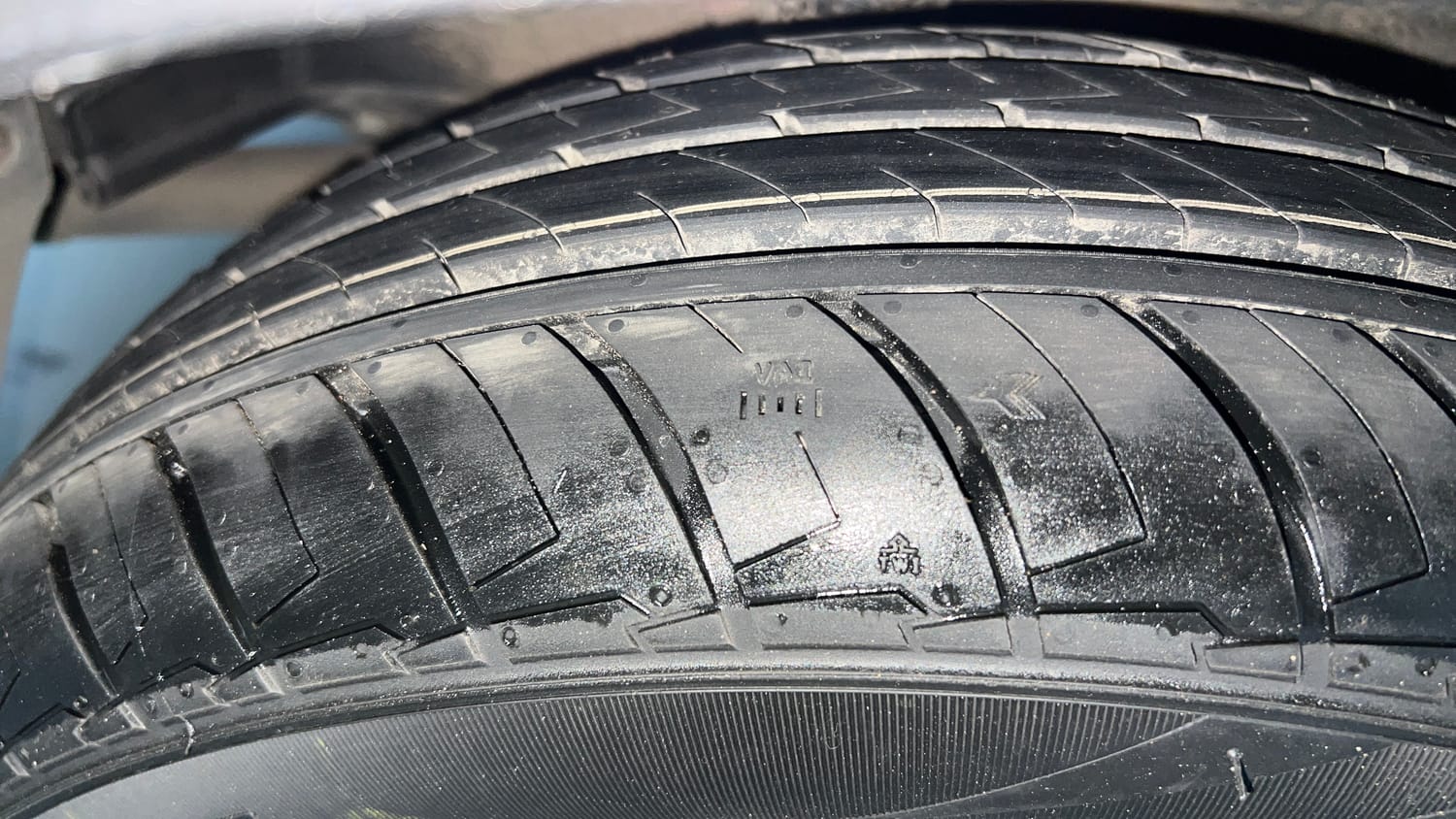 Used 2019 Honda Amaze 1.2 V CVT Petrol Petrol Automatic tyres RIGHT REAR TYRE TREAD VIEW