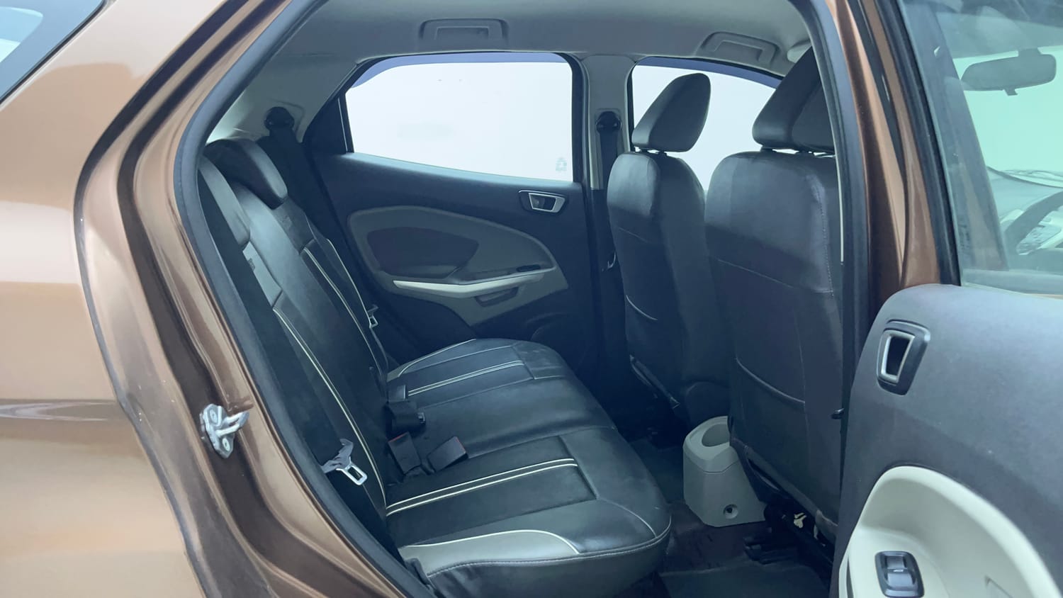 Used 2016 Ford EcoSport Trend 1.5L Ti-VCT Petrol Manual interior RIGHT SIDE REAR DOOR CABIN VIEW