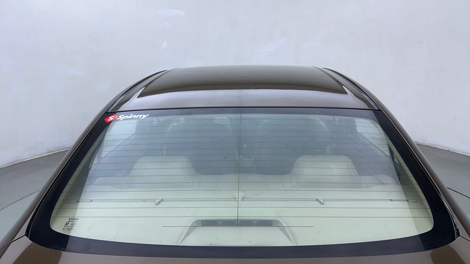 Used 2017 Maruti Suzuki Ciaz ZDi SHVS Diesel Manual exterior BACK WINDSHIELD VIEW