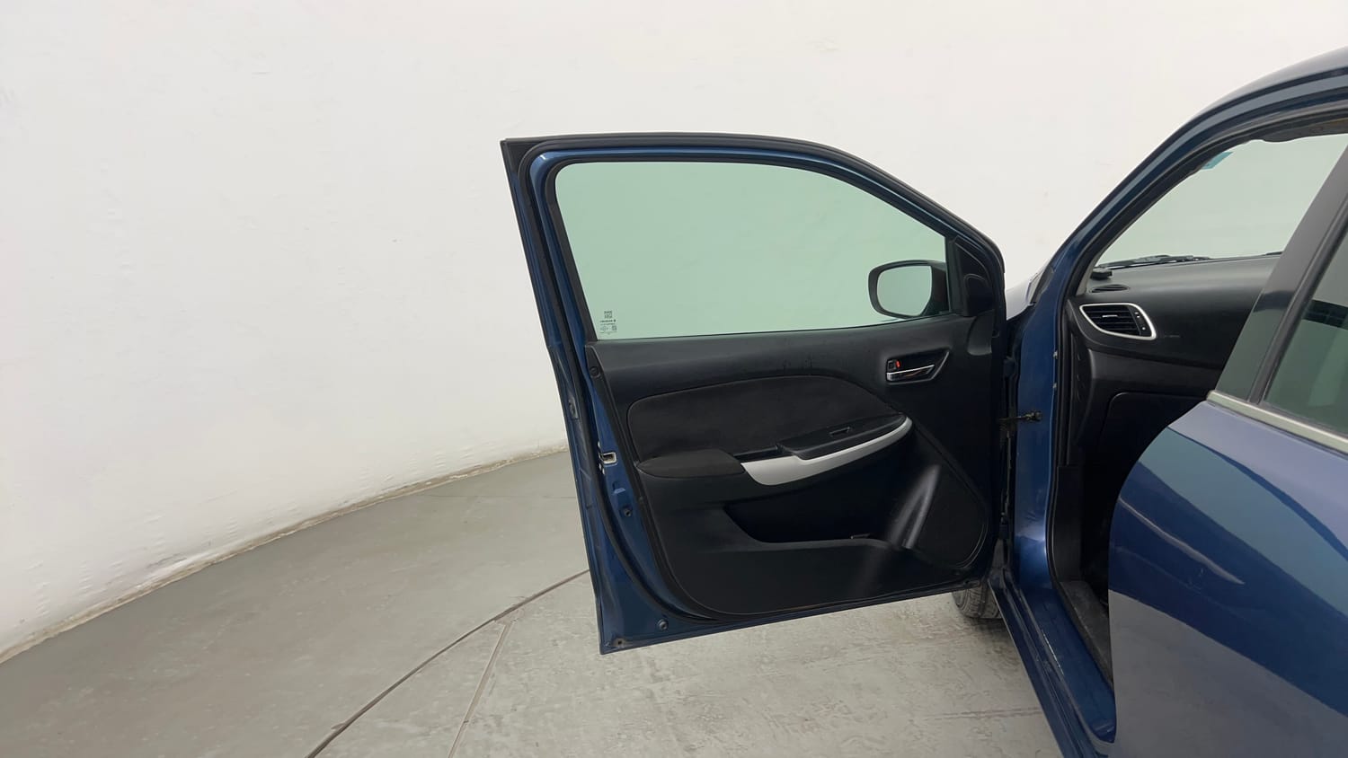 Used 2016 Maruti Suzuki Baleno Zeta 1.2 Petrol Manual interior LEFT FRONT DOOR OPEN VIEW