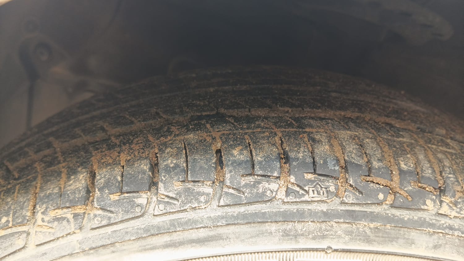Used 2015 Hyundai Xcent S 1.2 (O) Petrol Manual tyres LEFT FRONT TYRE TREAD VIEW