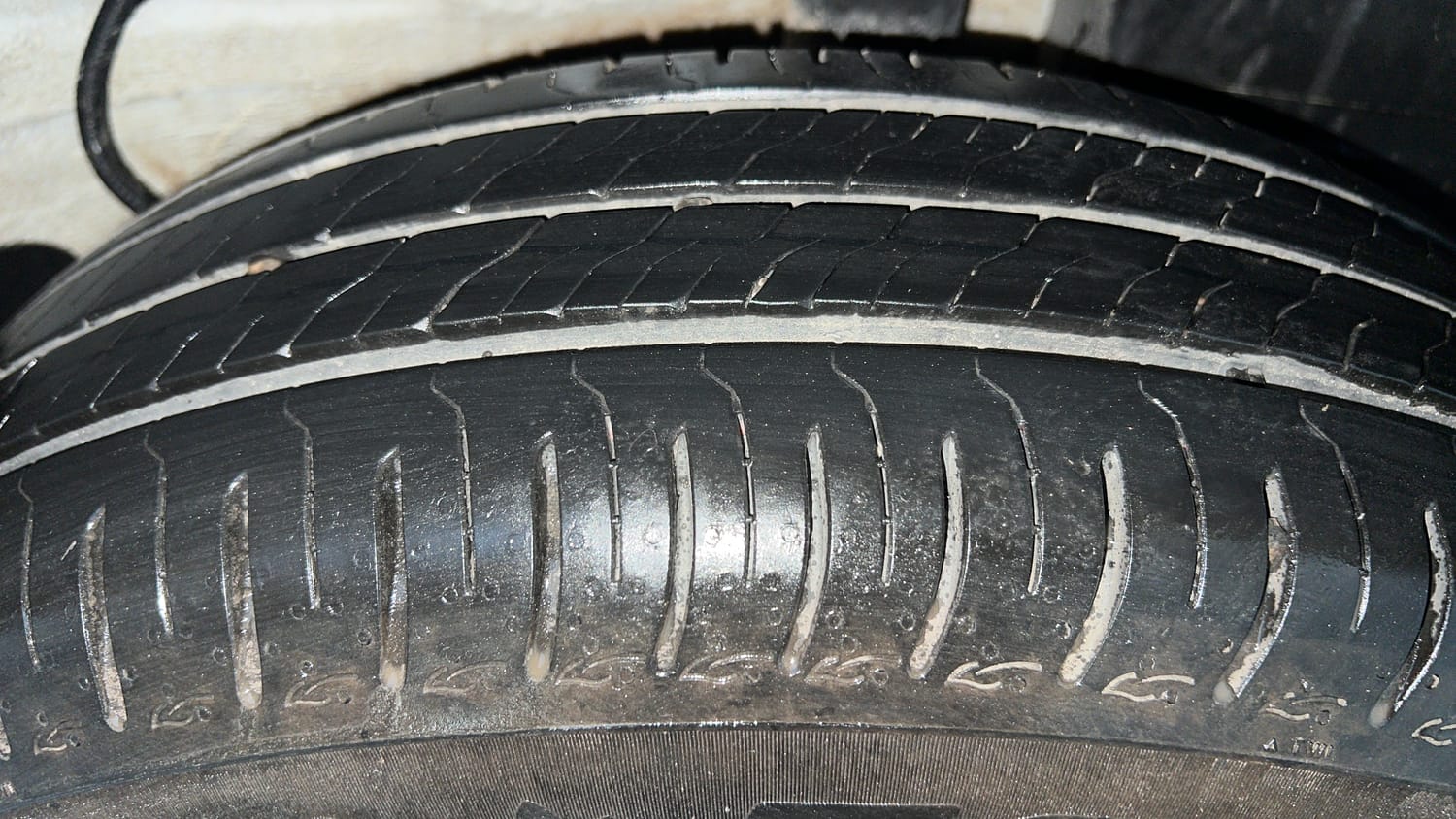 Used 2026 Tata Punch Pure + Petrol Manual tyres LEFT REAR TYRE TREAD VIEW