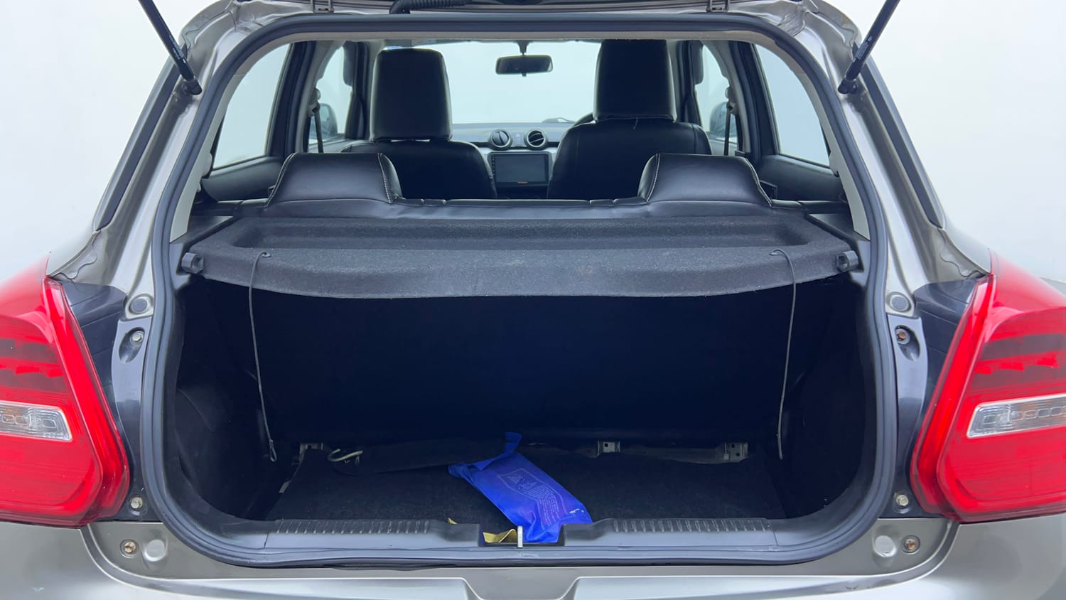 Used 2022 Maruti Suzuki Swift VXi Petrol Manual interior DICKY INSIDE VIEW