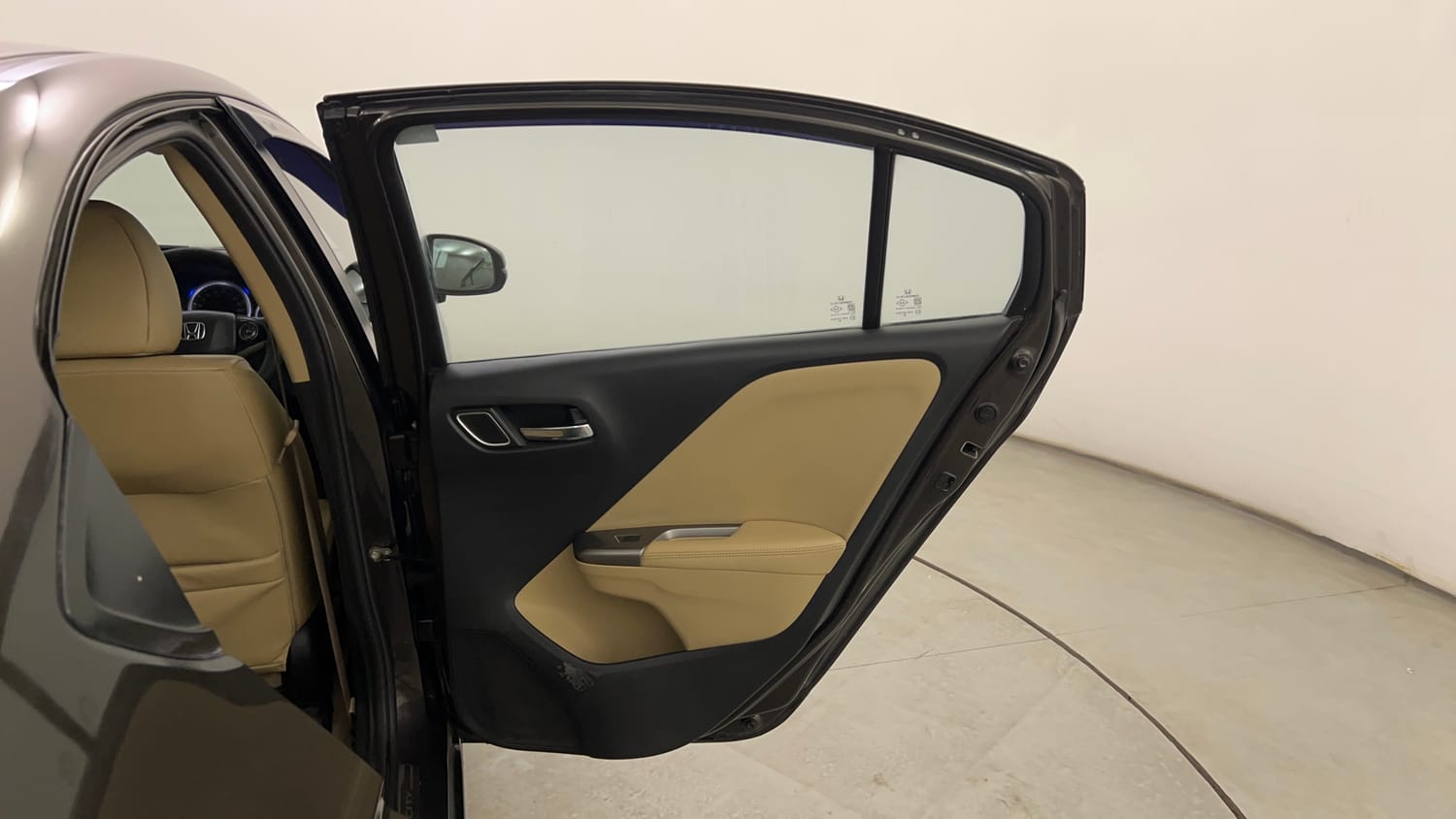 Used 2018 Honda City VX Petrol Petrol Manual interior RIGHT REAR DOOR OPEN VIEW
