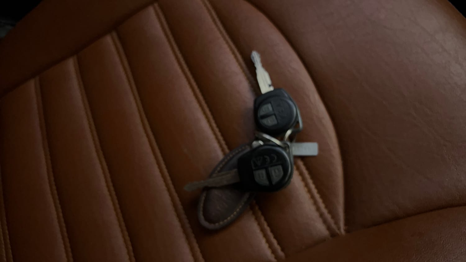 Used 2025 Toyota Glanza E Petrol Manual extra CAR KEY VIEW
