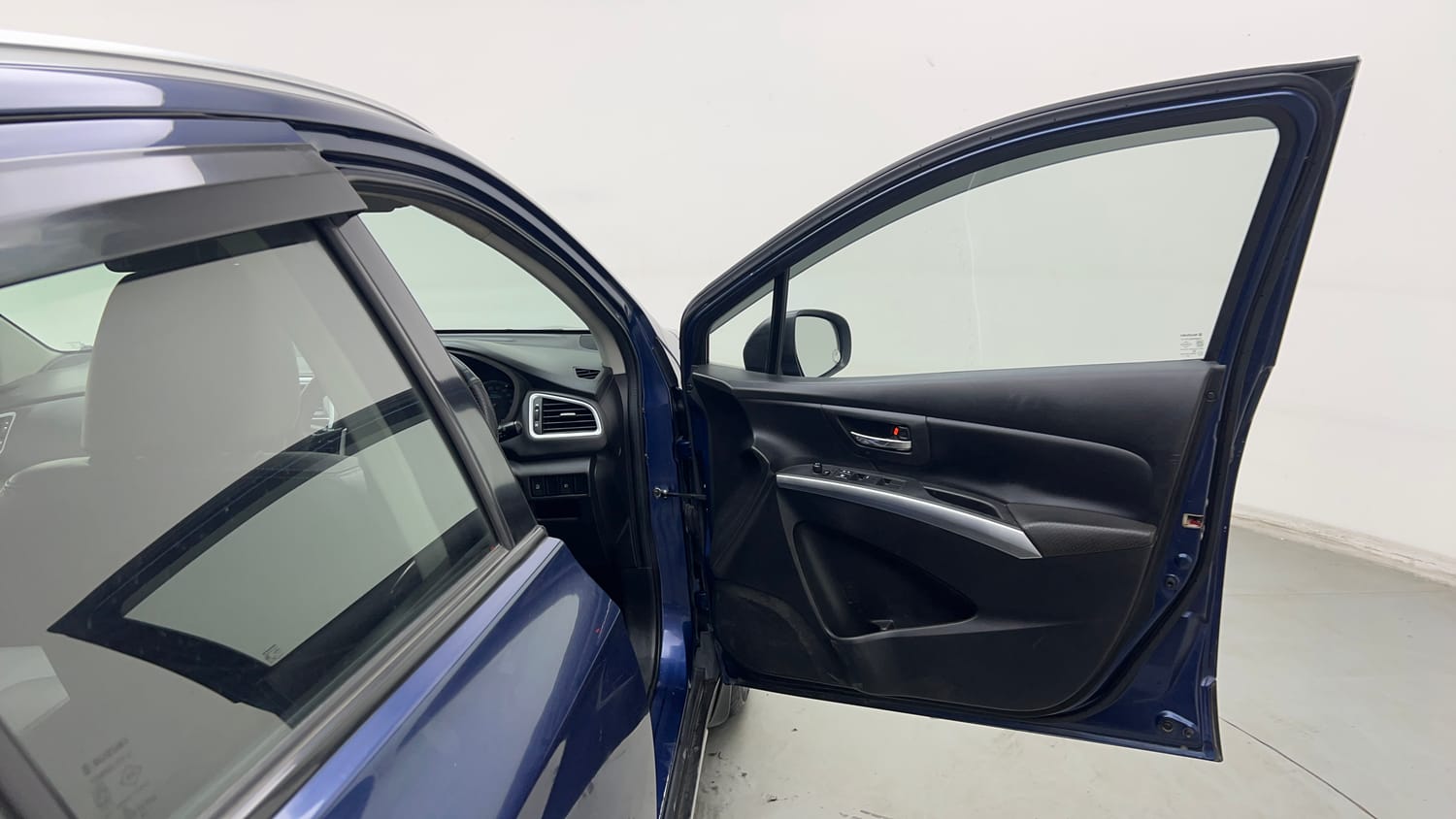 Used 2020 Maruti Suzuki S-Cross Alpha Petrol Manual interior RIGHT FRONT DOOR OPEN VIEW