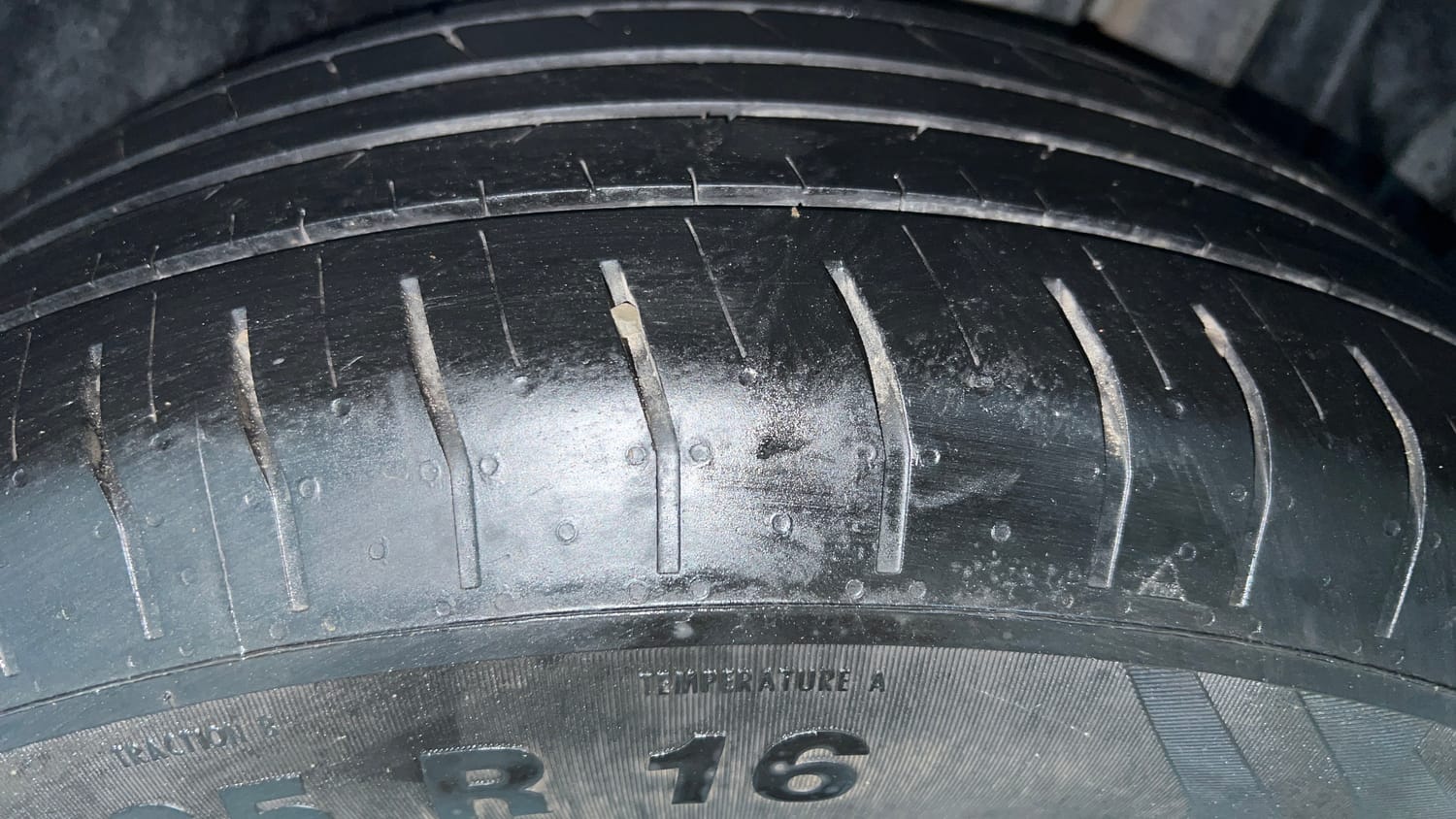 Used 2020 Maruti Suzuki S-Cross Alpha Petrol Manual tyres LEFT REAR TYRE TREAD VIEW