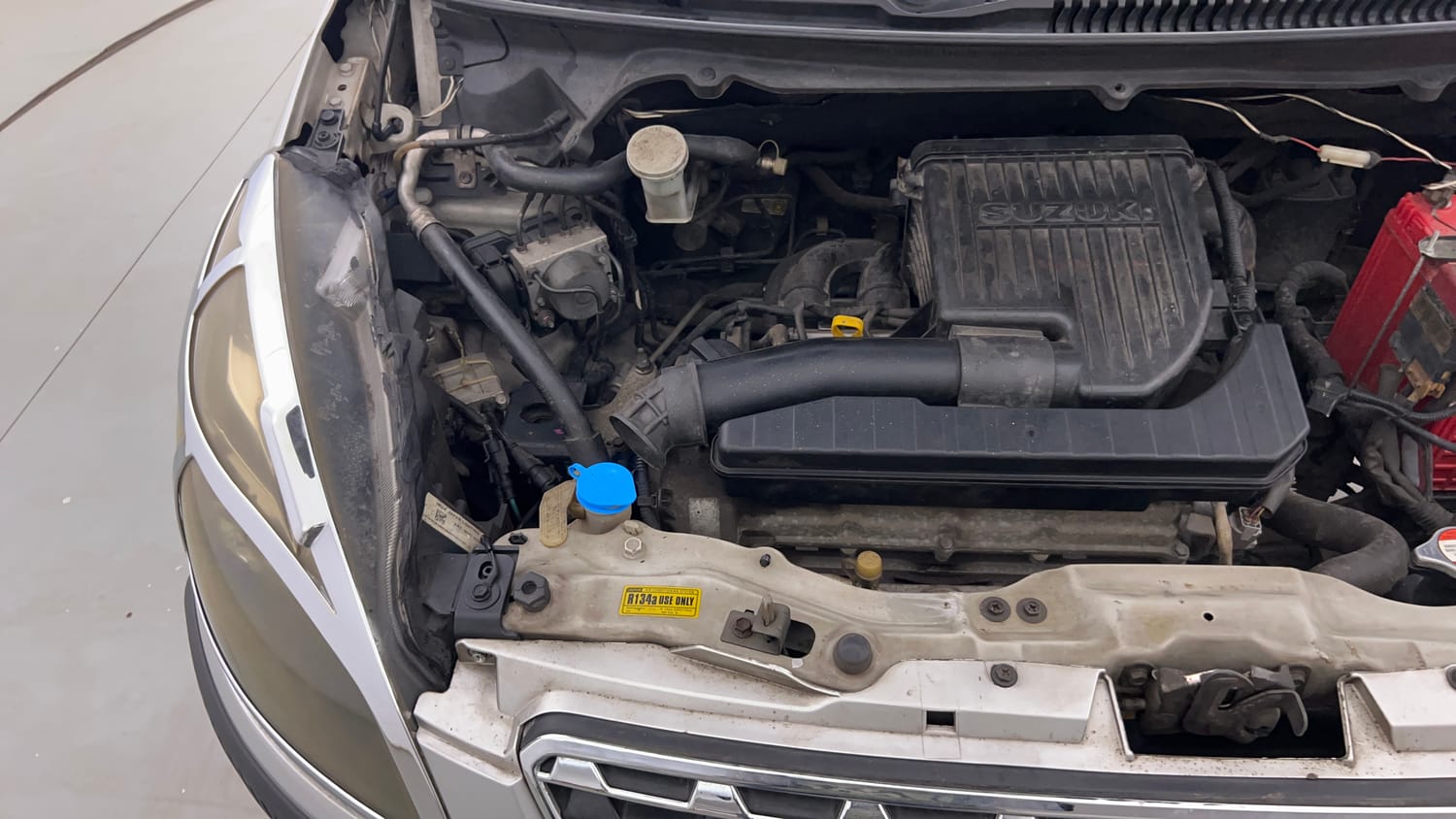 Used 2014 Maruti Suzuki Ertiga ZXi Petrol Manual engine ENGINE RIGHT SIDE VIEW