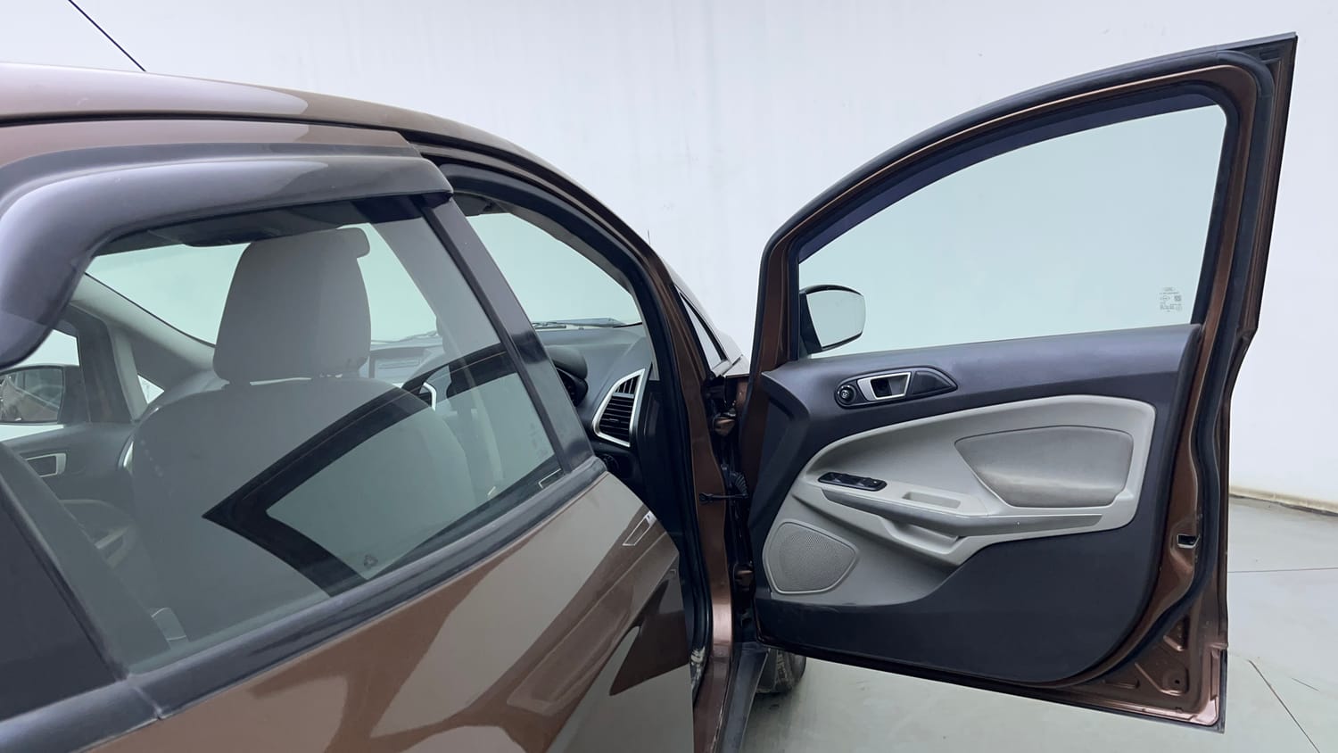 Used 2016 Ford EcoSport Trend 1.5L Ti-VCT Petrol Manual interior RIGHT FRONT DOOR OPEN VIEW