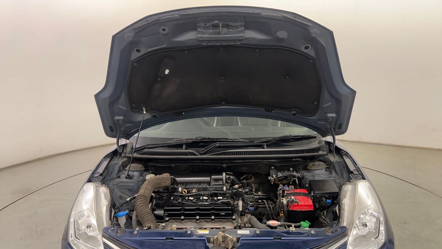 Used 2018 Maruti Suzuki Baleno Delta 1.2 Petrol Manual engine ENGINE & BONNET OPEN FRONT VIEW