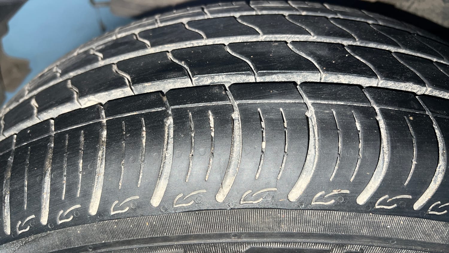 Used 2026 Tata Tiago EV XT Medium Range Electric Automatic tyres RIGHT REAR TYRE TREAD VIEW