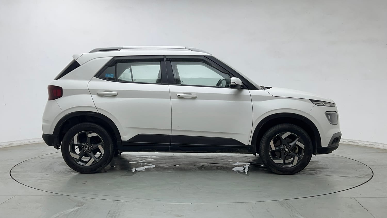 Used 2020 hyundai Venue SX 1.0 Turbo Petrol Petrol Manual exterior RIGHT SIDE VIEW