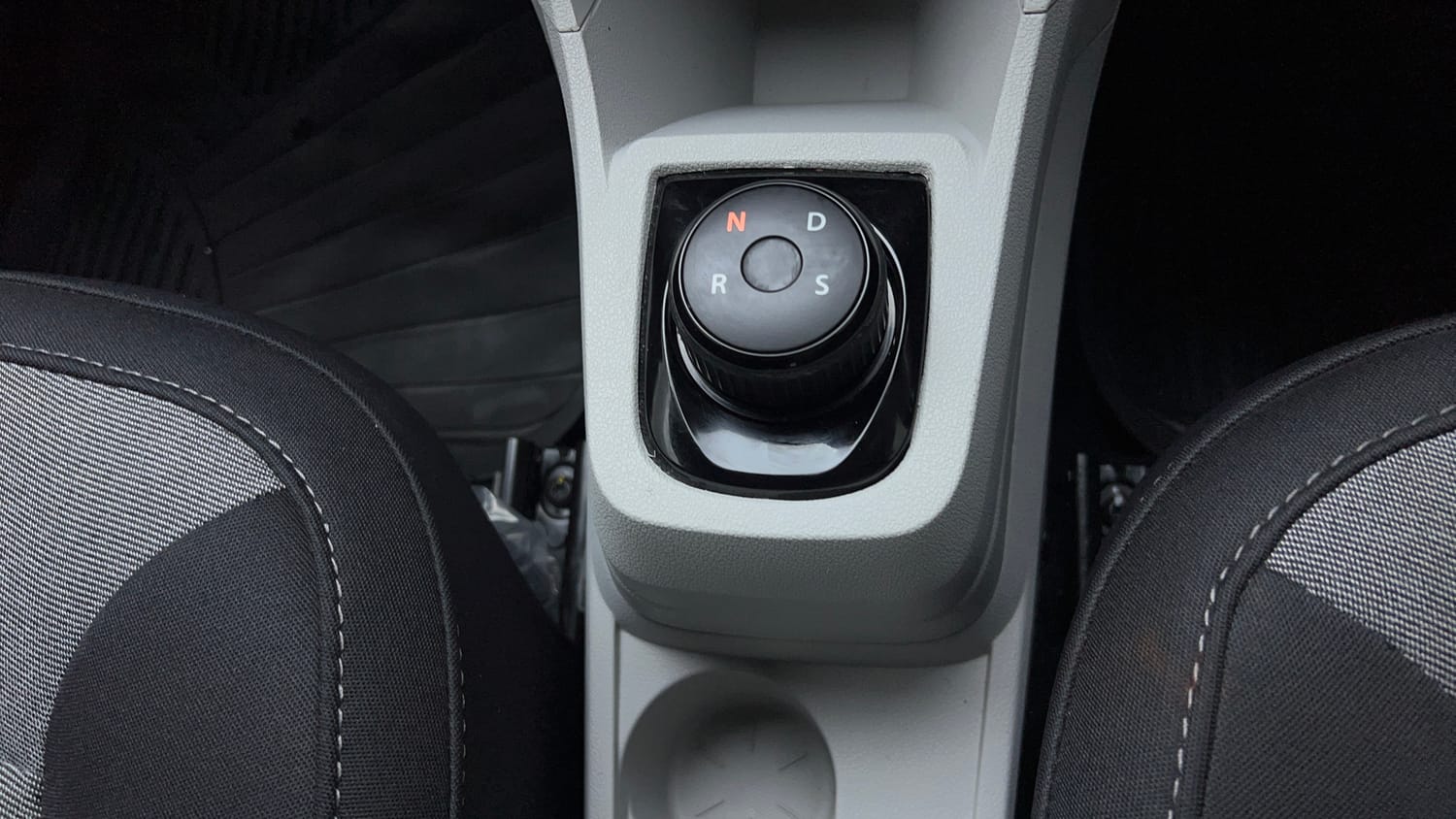 Used 2026 Tata Tiago EV XT Medium Range Electric Automatic interior GEAR  KNOB VIEW