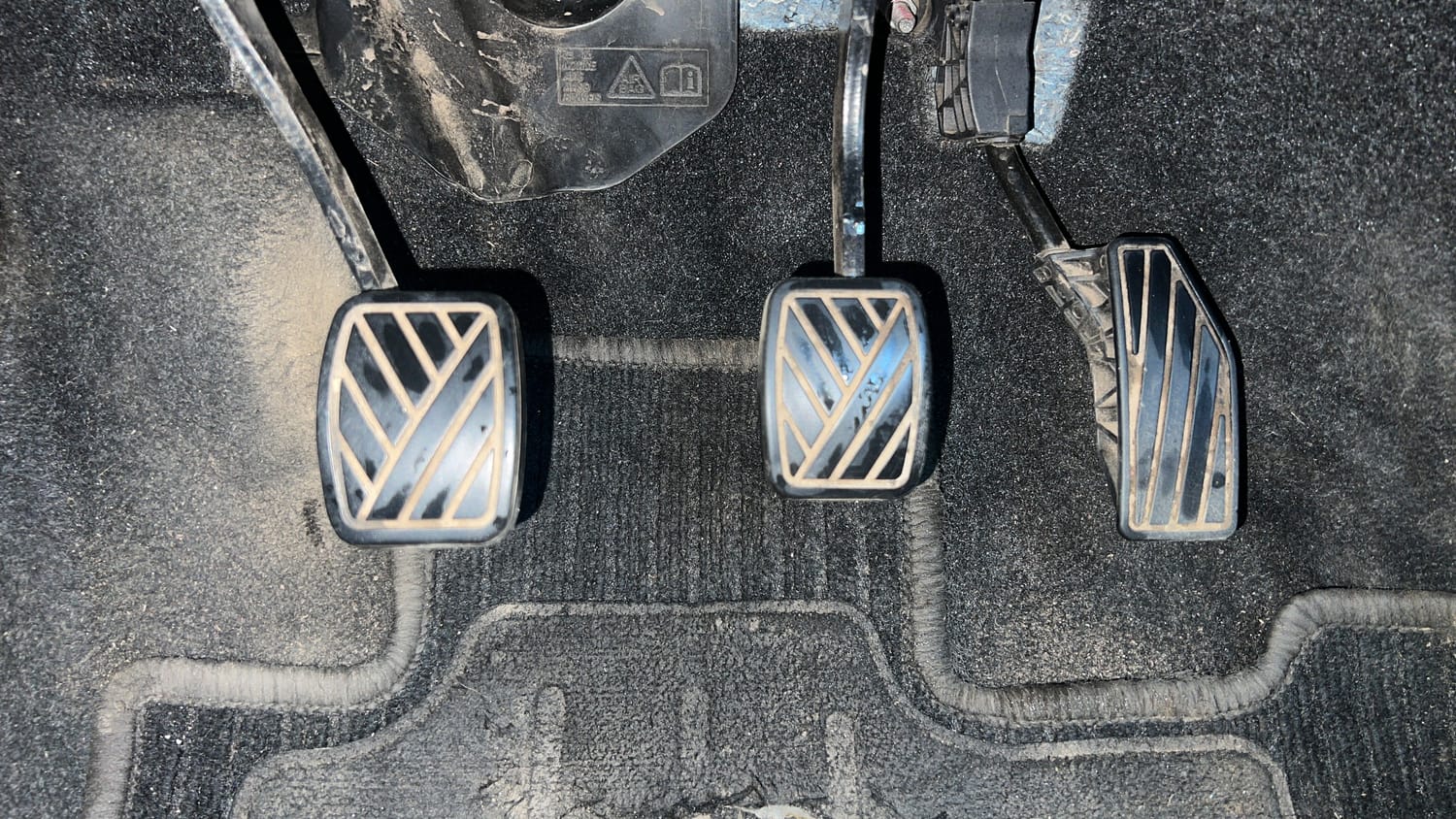 Used 2020 Maruti Suzuki XL6 Alpha MT Petrol Petrol Manual interior PEDALS VIEW