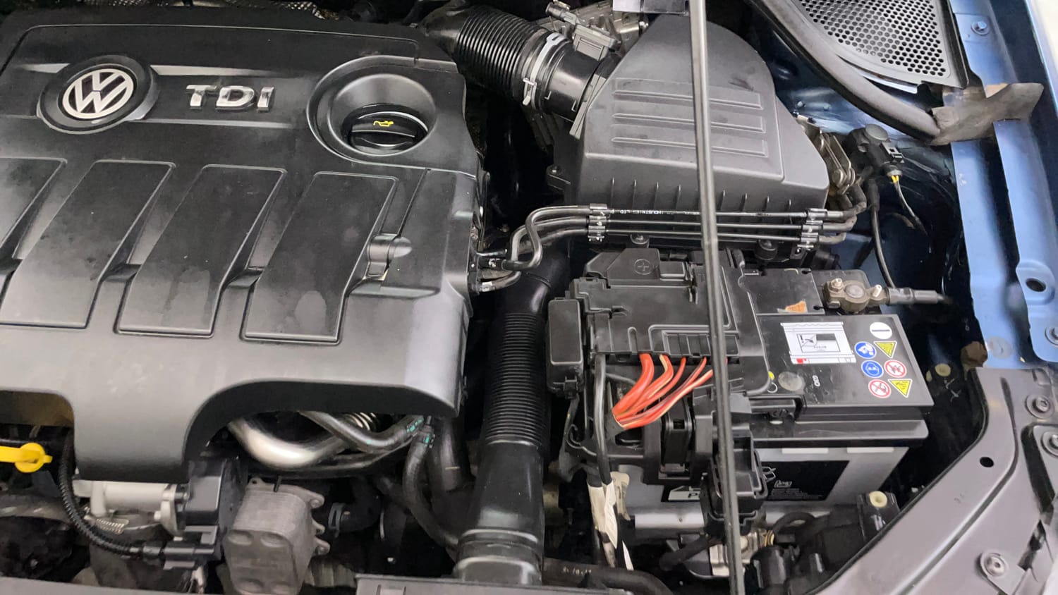 Used 2016 Volkswagen Ameo Highline 1.5L AT Diesel Automatic engine ENGINE LEFT SIDE VIEW