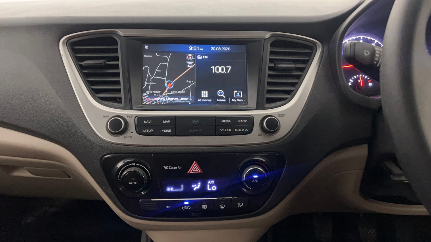 Used 2018 Hyundai Verna SX 1.6 VTVT Petrol Manual interior MUSIC SYSTEM & AC CONTROL VIEW