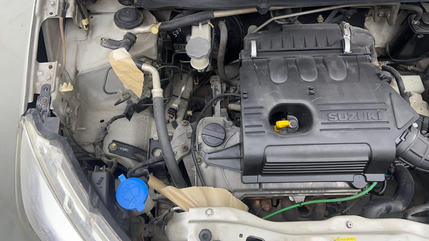 Used 2014 Maruti Suzuki Celerio VXi AMT Petrol Automatic engine ENGINE RIGHT SIDE VIEW
