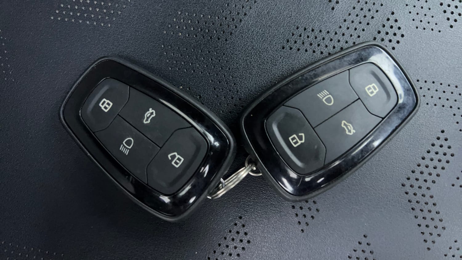 Used 2022 Tata Altroz XZ Plus Petrol Dark Edition Petrol Manual extra CAR KEY VIEW