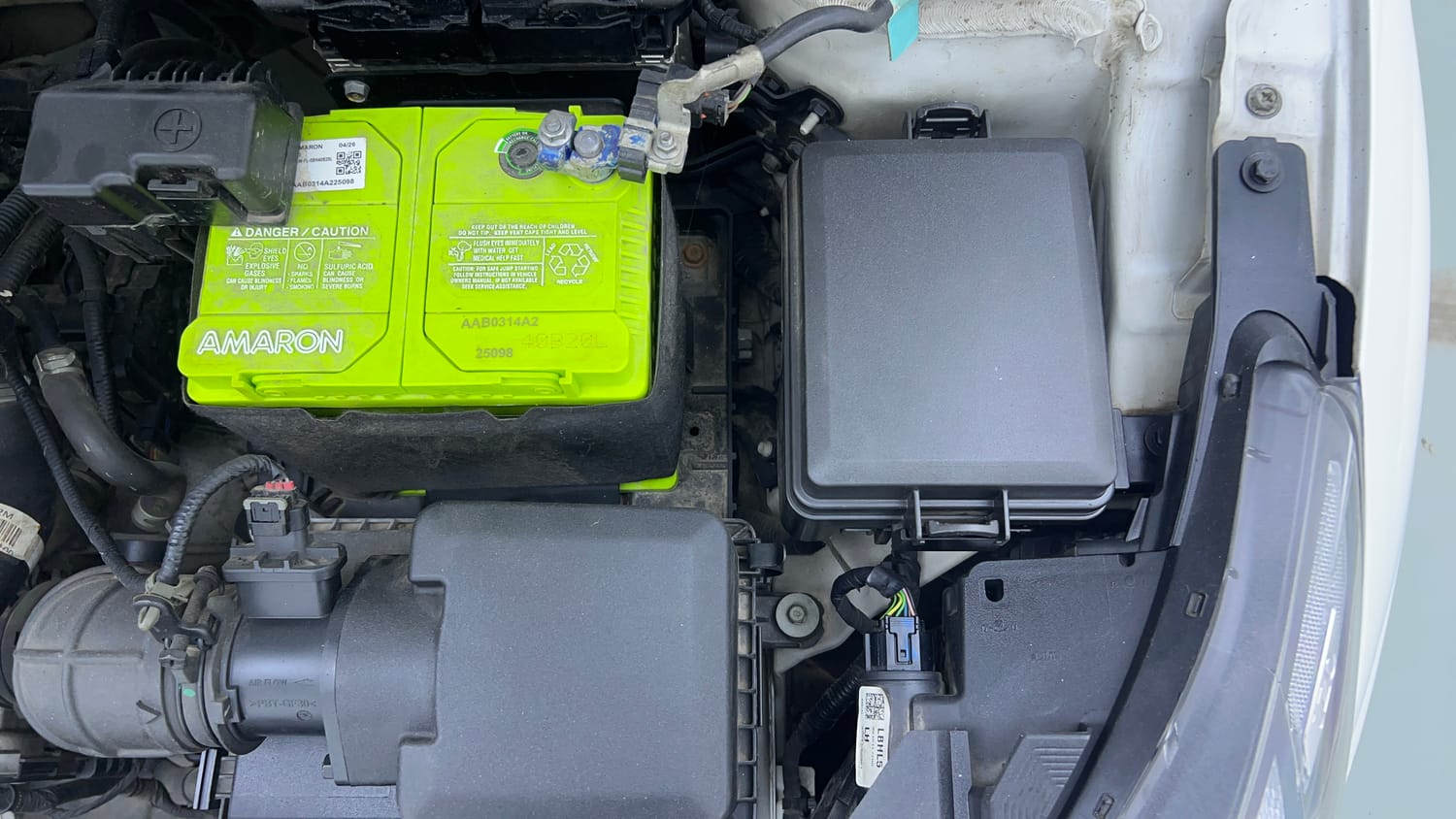 Used 2023 Hyundai New i20 Asta (O) 1.2 MT Petrol Manual engine ENGINE LEFT SIDE VIEW