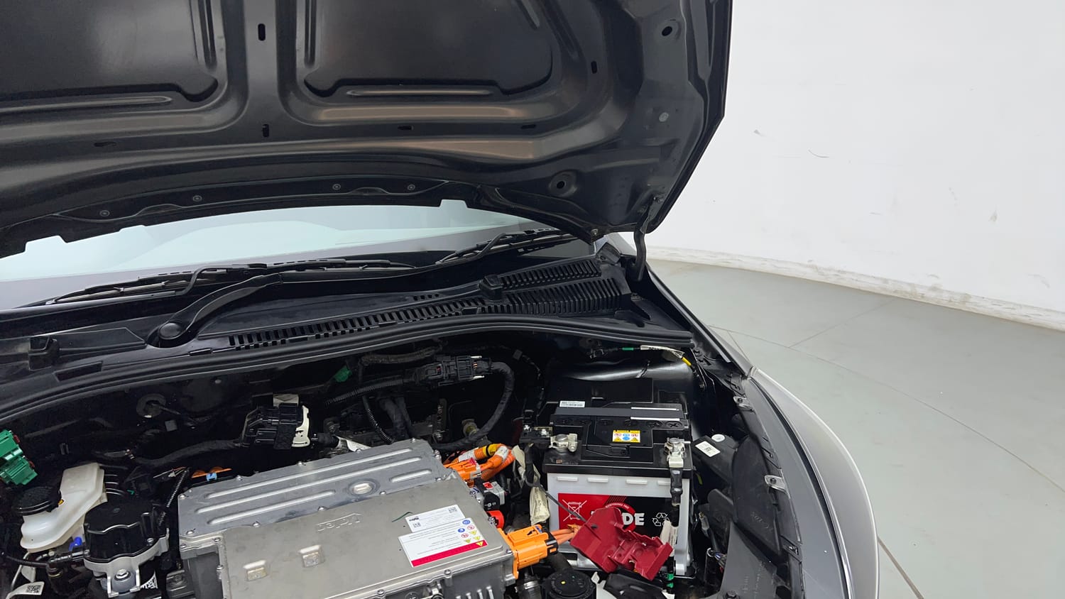 Used 2026 Tata Tiago EV XT Medium Range Electric Automatic engine ENGINE LEFT SIDE HINGE & APRON VIEW