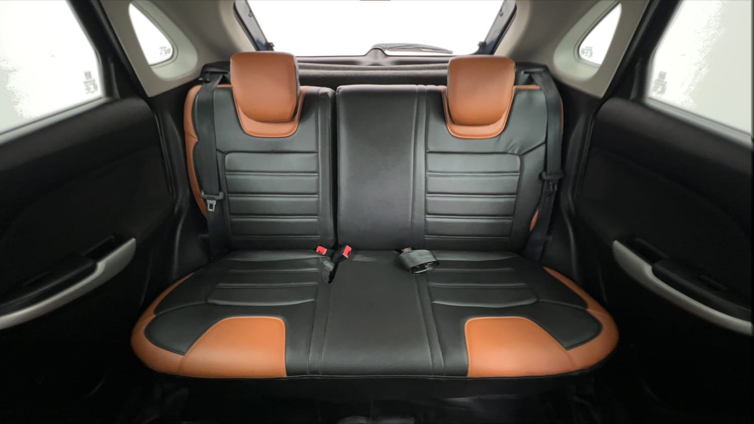 Used 2016 Maruti Suzuki Baleno Zeta 1.2 Petrol Manual interior REAR SEAT CONDITION VIEW