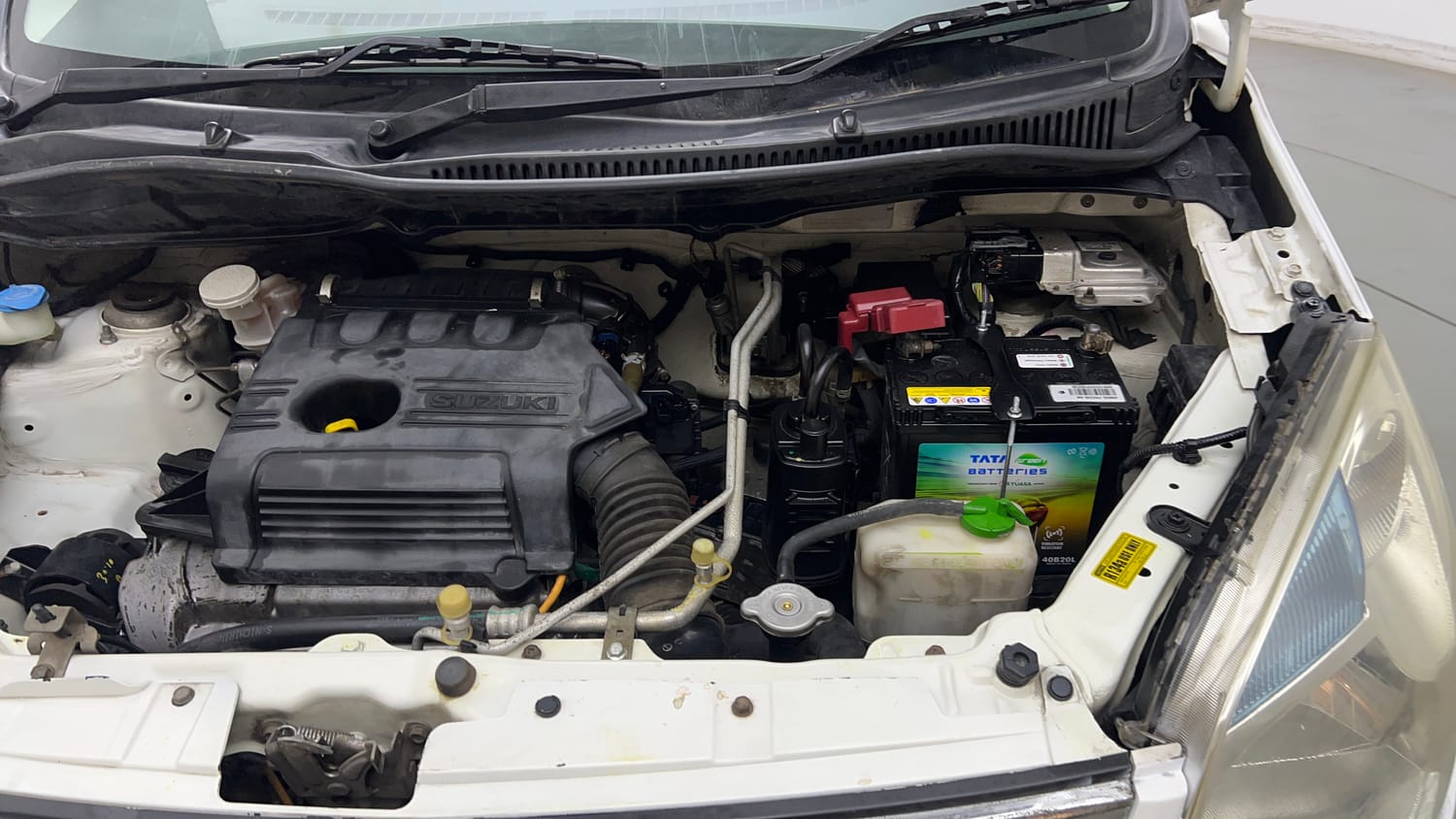Used 2015 Maruti Suzuki Wagon R 1.0 VXI AMT Petrol Automatic engine ENGINE LEFT SIDE VIEW