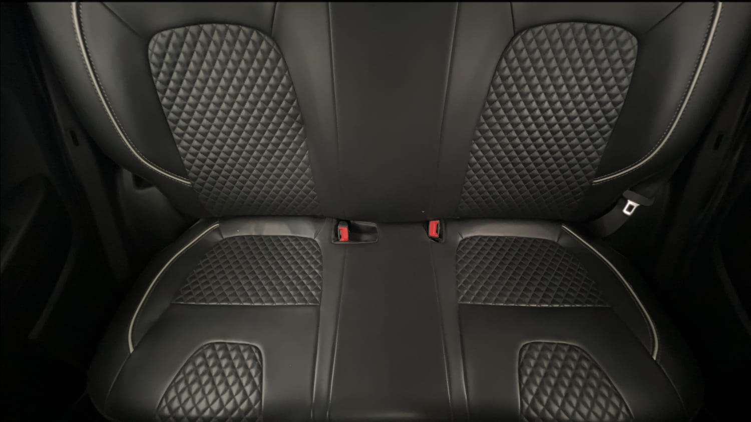 Used 2019 Hyundai Venue SX Plus 1.0 Turbo DCT Petrol Automatic interior REAR SEAT CONDITION VIEW