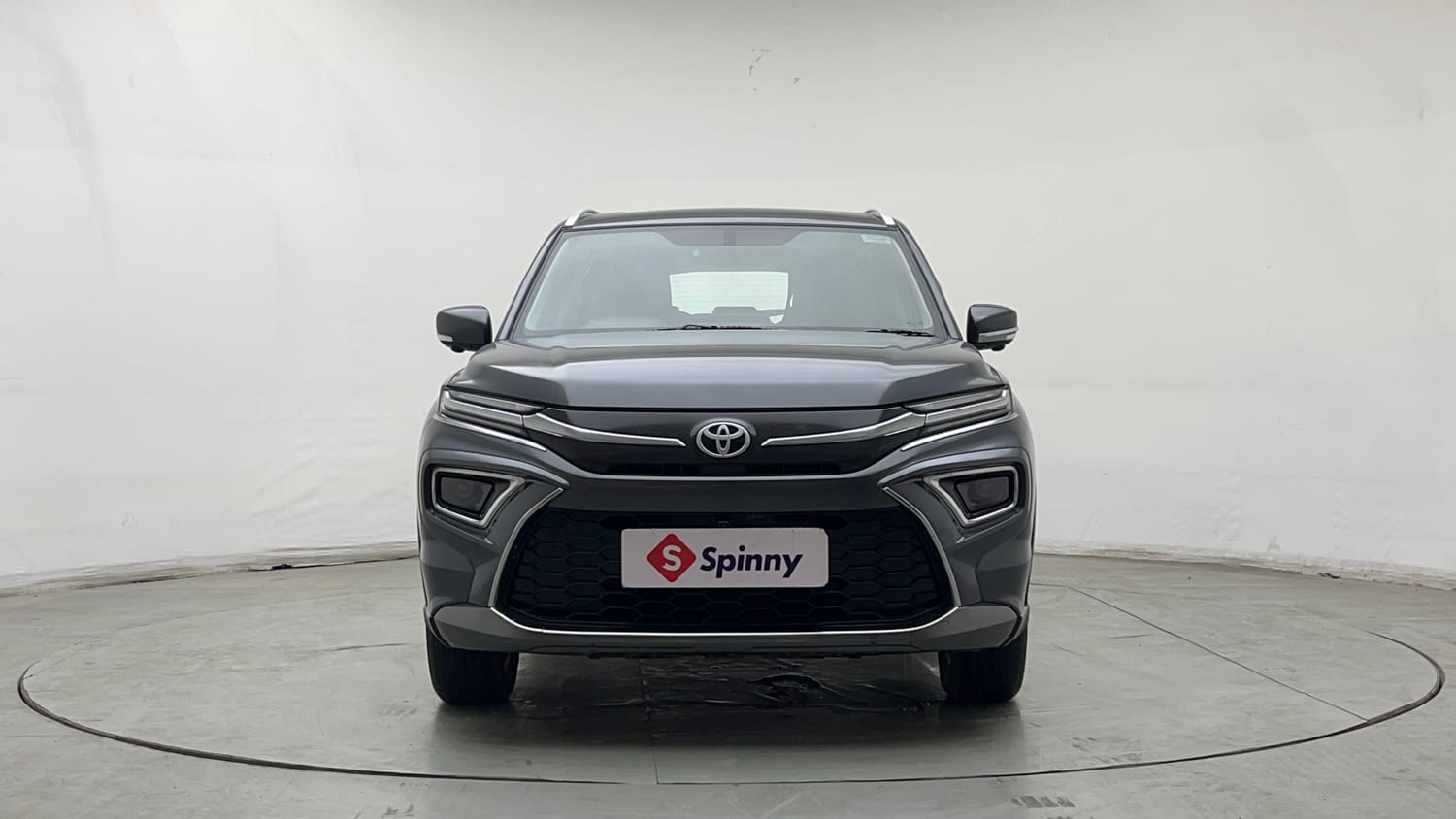 Used 2024 Toyota Urban Cruiser Hyryder V Hybrid Hybrid Automatic exterior FRONT VIEW