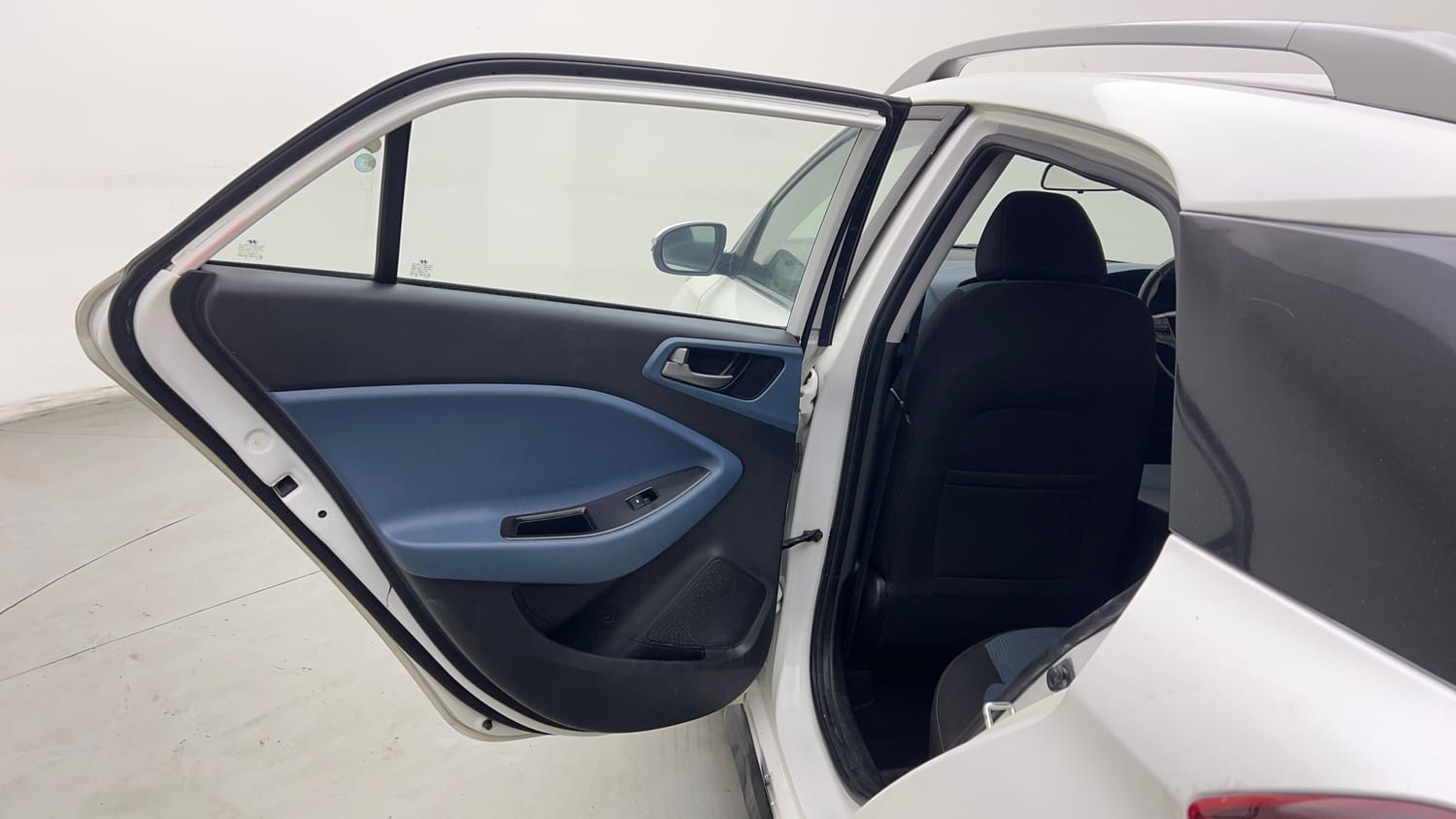 Used 2016 Hyundai i20 Active 1.2 SX Petrol Manual interior LEFT REAR DOOR OPEN VIEW