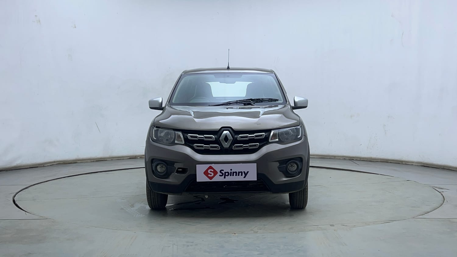 Used 2017 Renault Kwid 1.0 RXT Petrol Manual exterior FRONT VIEW