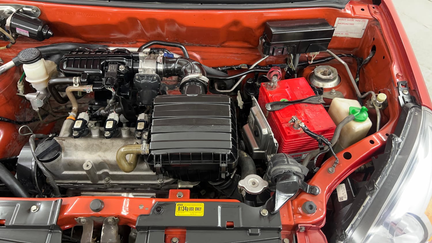 Used 2016 Maruti Suzuki Alto 800 Vxi Petrol Manual engine ENGINE LEFT SIDE VIEW