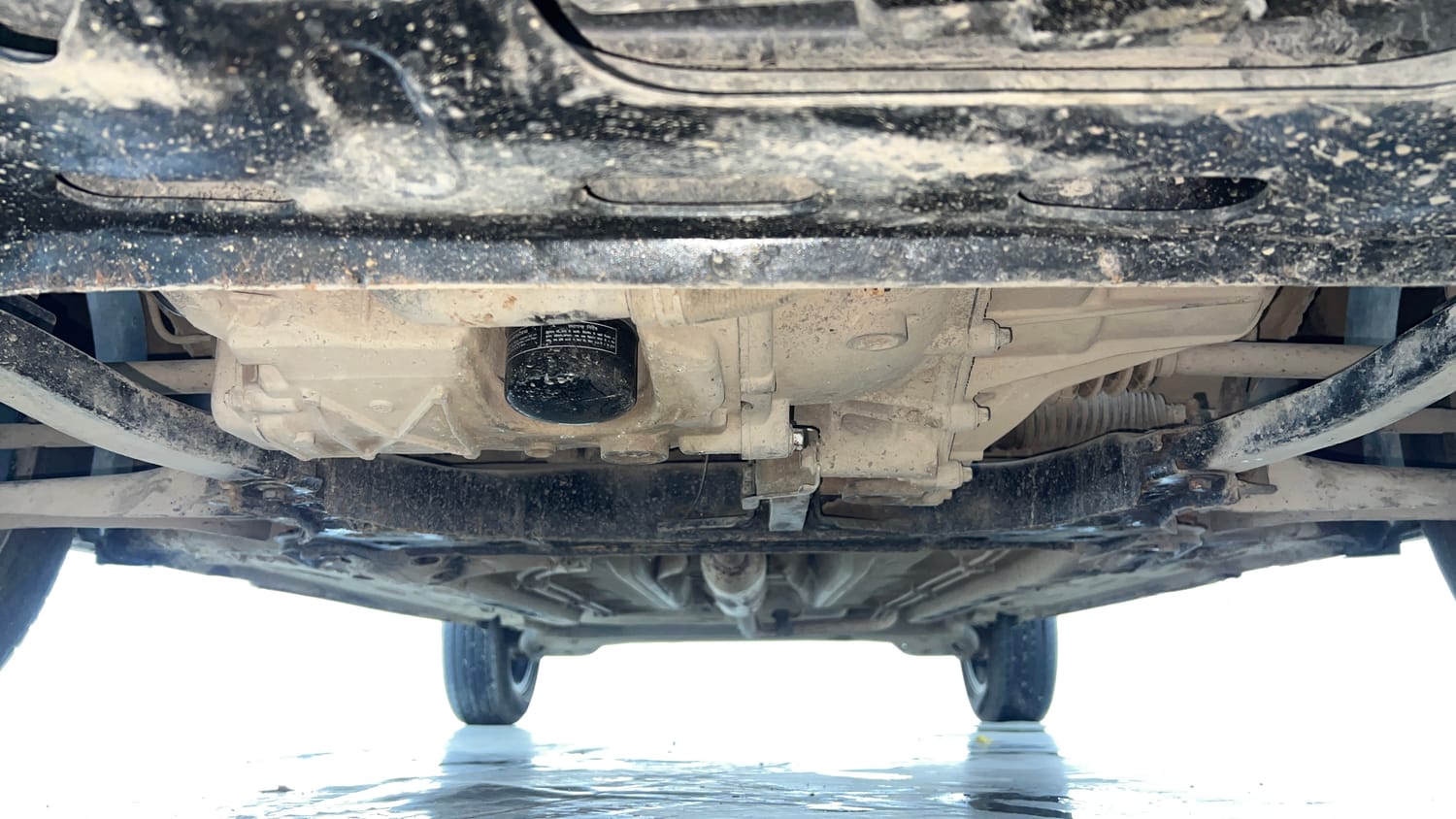 Used 2022 Nissan Magnite XE Petrol Manual extra FRONT LEFT UNDERBODY VIEW