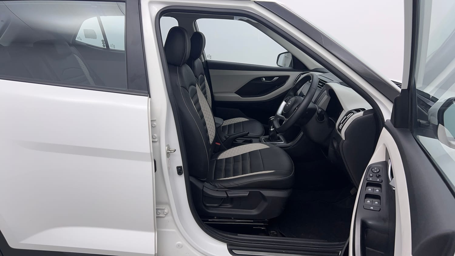 Used 2023 Hyundai Creta SX 1.5 Petrol Petrol Manual interior RIGHT SIDE FRONT DOOR CABIN VIEW