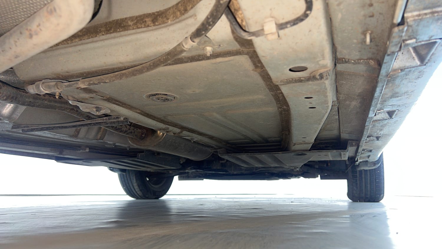 Used 2024 Toyota Glanza E Petrol Manual extra REAR RIGHT UNDERBODY VIEW