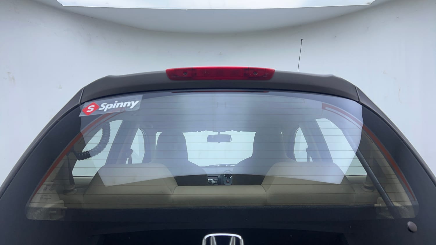 Used 2014 Honda Brio S MT Petrol Manual exterior BACK WINDSHIELD VIEW
