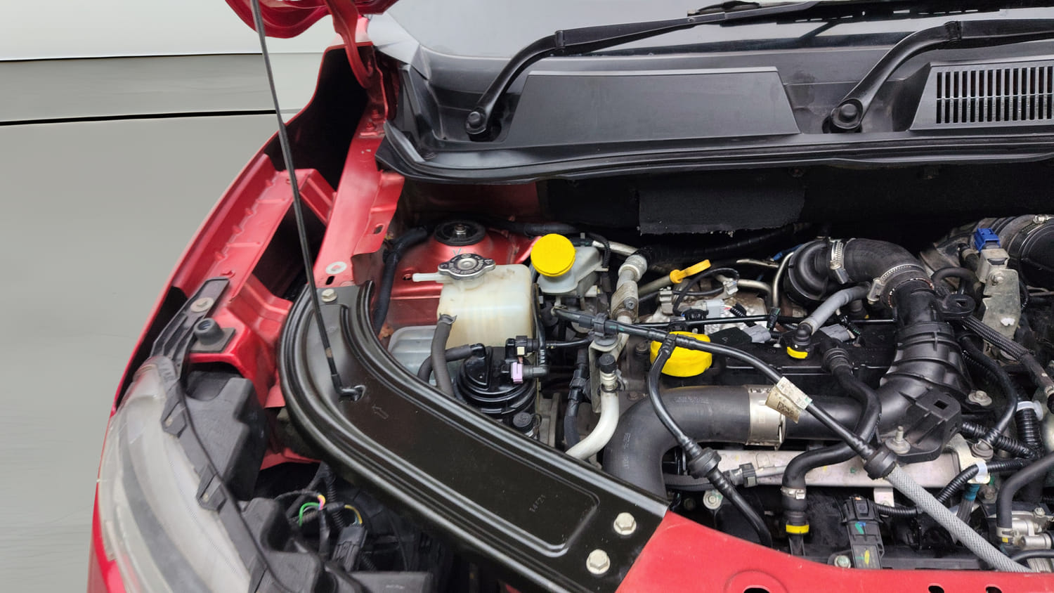 Used 2021 Renault Kiger RXZ Turbo CVT Dual Tone Petrol Automatic engine ENGINE RIGHT SIDE VIEW