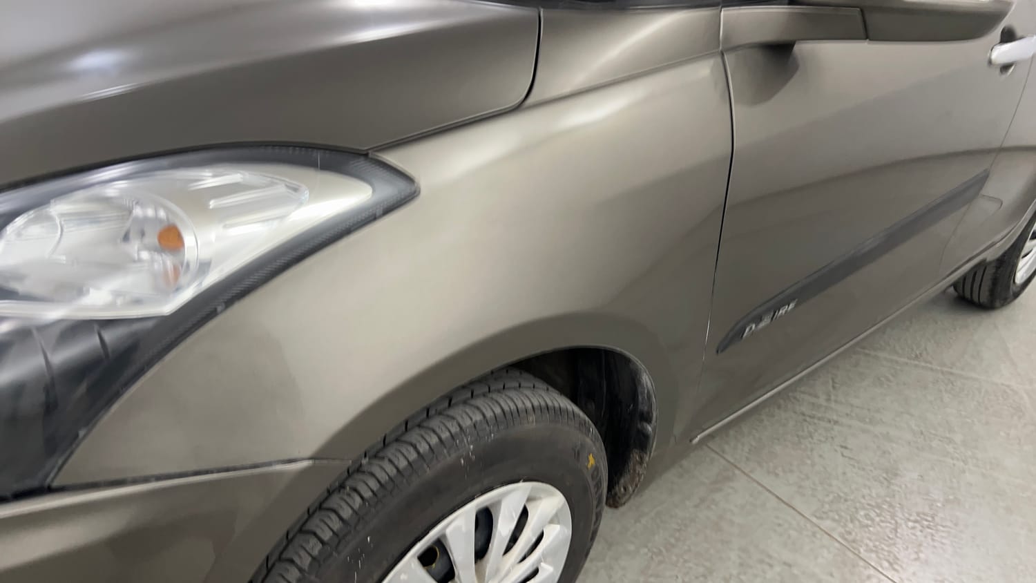 Used 2015 Maruti Suzuki Swift Dzire VXI Petrol Manual dents MINOR SCRATCH