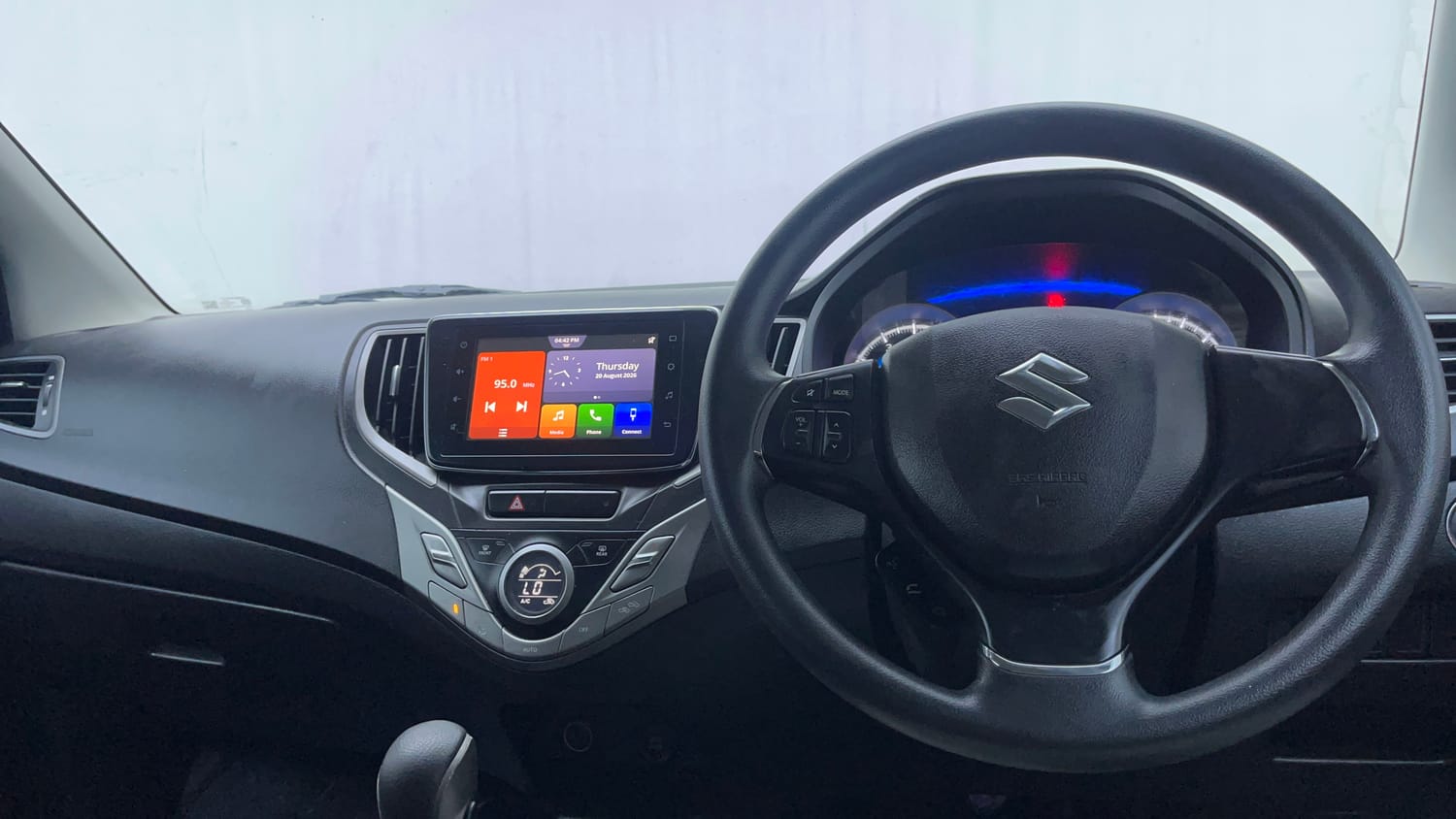 Used 2020 Maruti Suzuki Baleno Zeta Automatic Petrol Automatic interior DASHBOARD VIEW